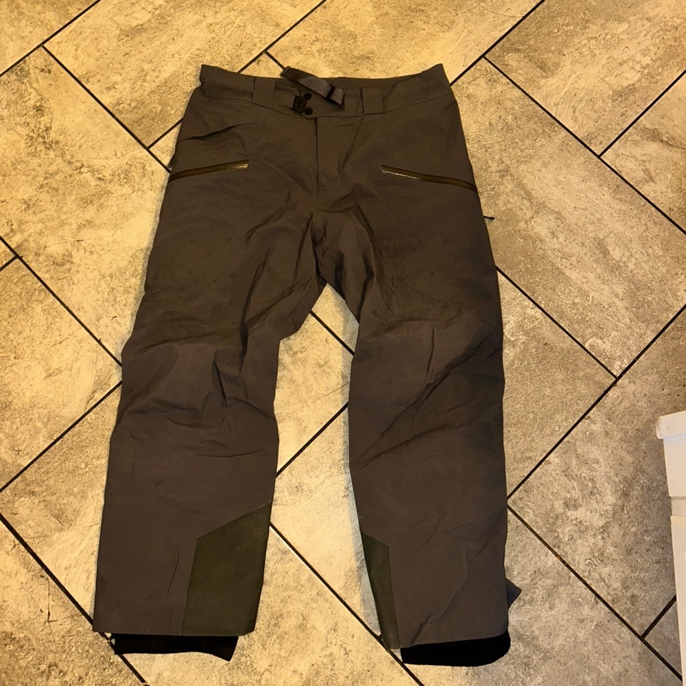Arc'teryx Sabre Men’s Snow Pants - Picture 4 of 7